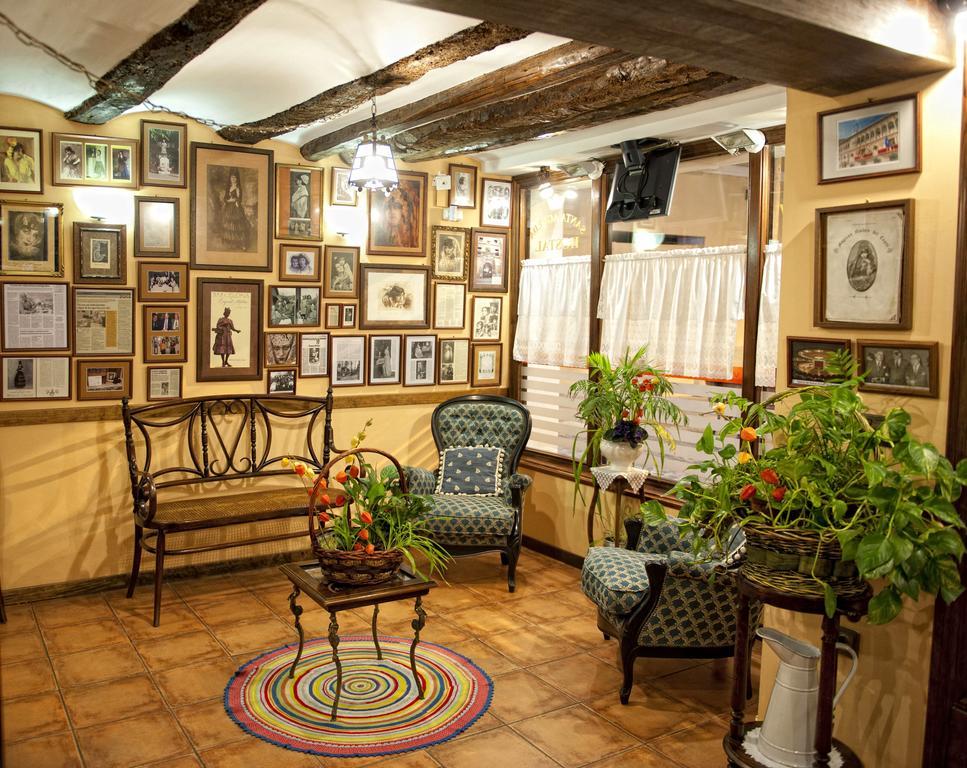 Hostal Santa Agueda Tarazona Luaran gambar