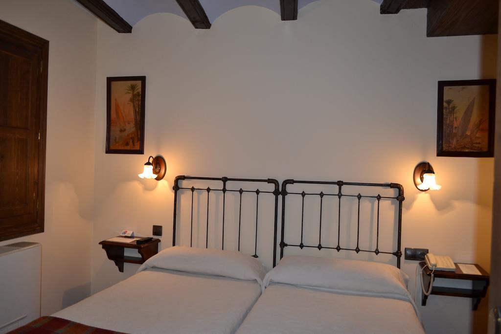 Hostal Santa Agueda Tarazona Luaran gambar